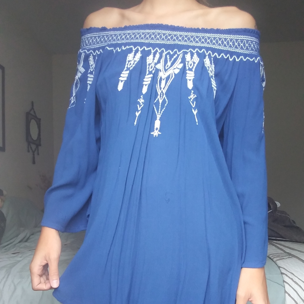 Terre bleue white embroidered top